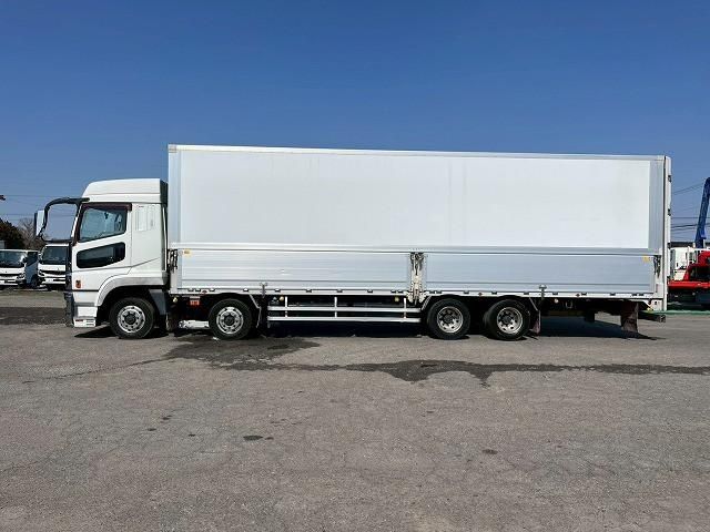 MITSUBISHI FUSOU SUPER GREAT 2016 Image 31