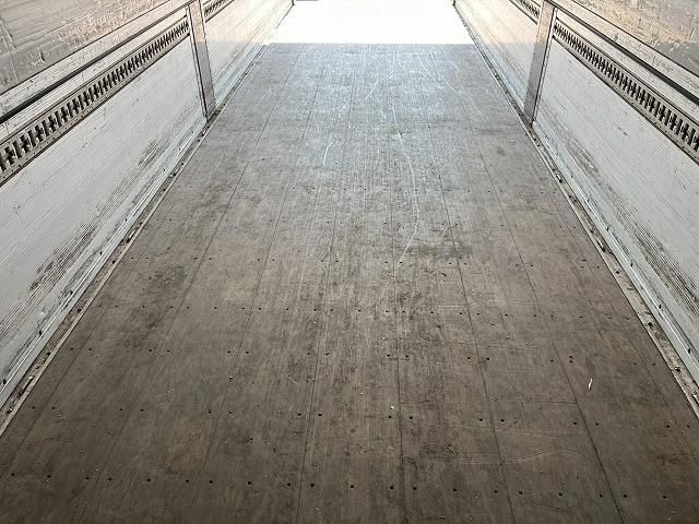 MITSUBISHI FUSOU SUPER GREAT 2016 Image 31