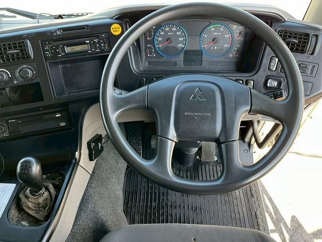 MITSUBISHI FUSOU SUPER GREAT 2016 Image 31