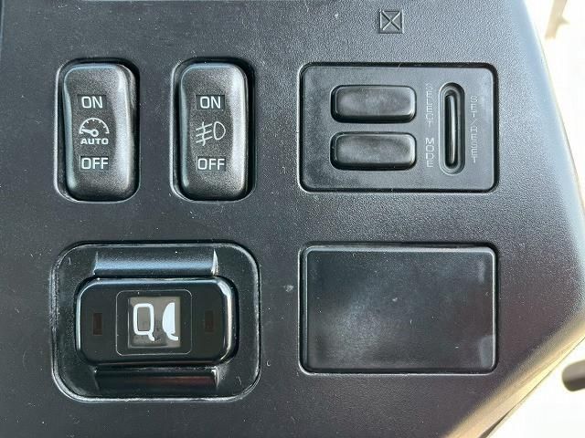 MITSUBISHI FUSOU SUPER GREAT 2016 Image 31