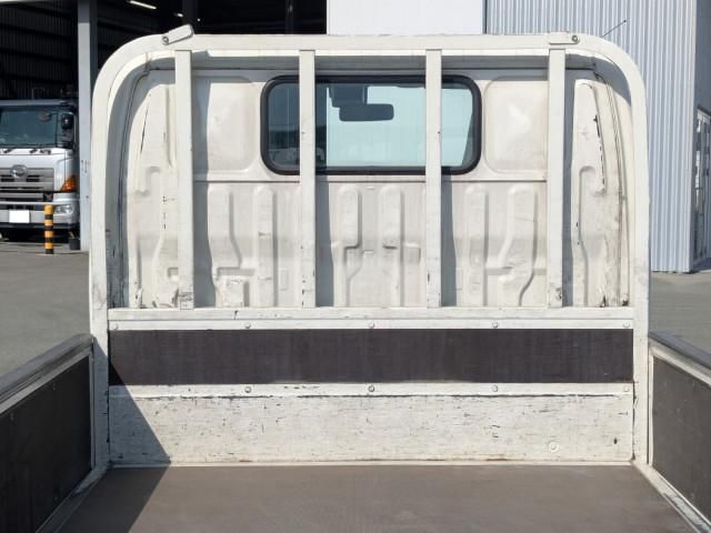 HINO DUTRO 2019 Image 31