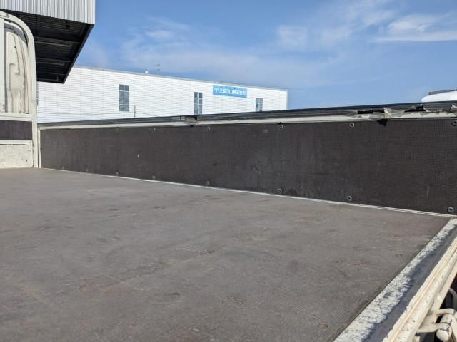 HINO DUTRO 2019 Image 31