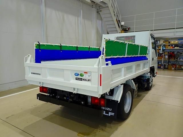 ISUZU ELF 2026 Image 31