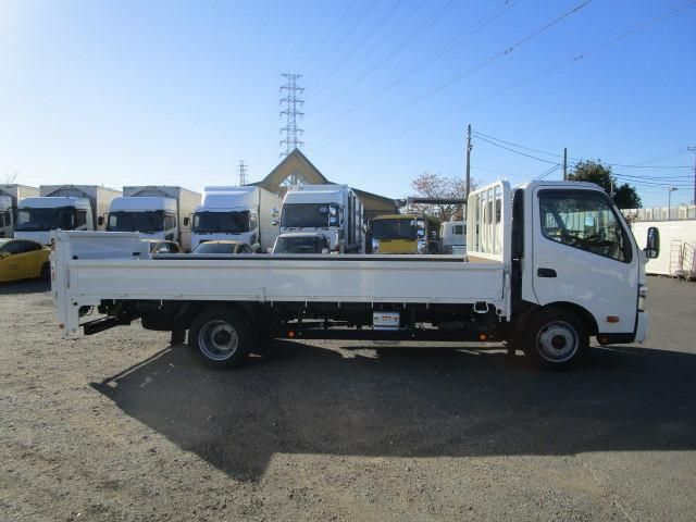 HINO DUTRO 2024 Image 31