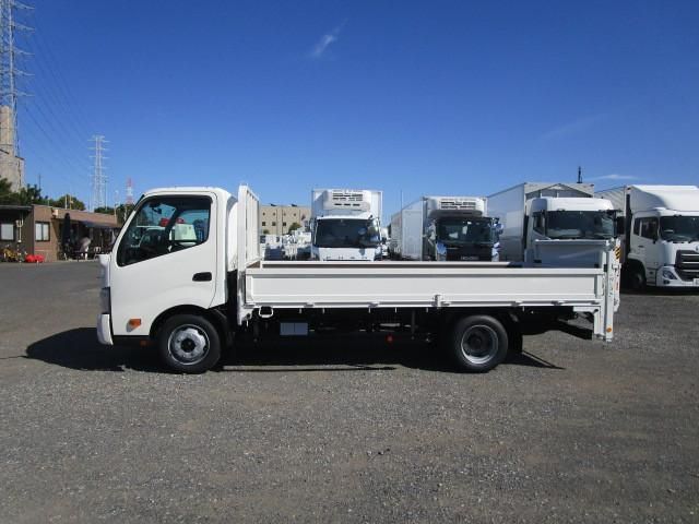 HINO DUTRO 2024 Image 31
