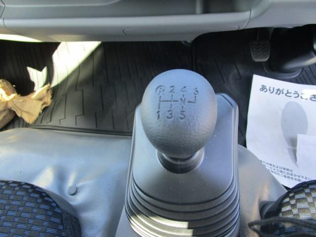 HINO DUTRO 2024 Image 31