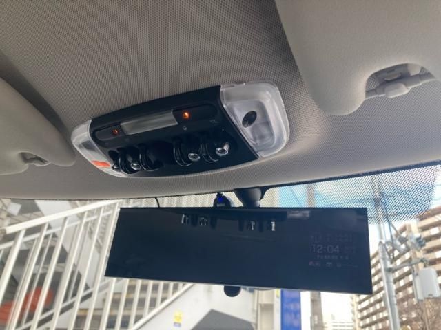 BMW MINI COOPER D 5D 2017 Image 31