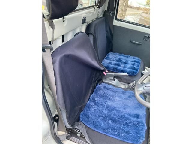 DAIHATSU HIJET TRUCK 4WD 2011 Image 31