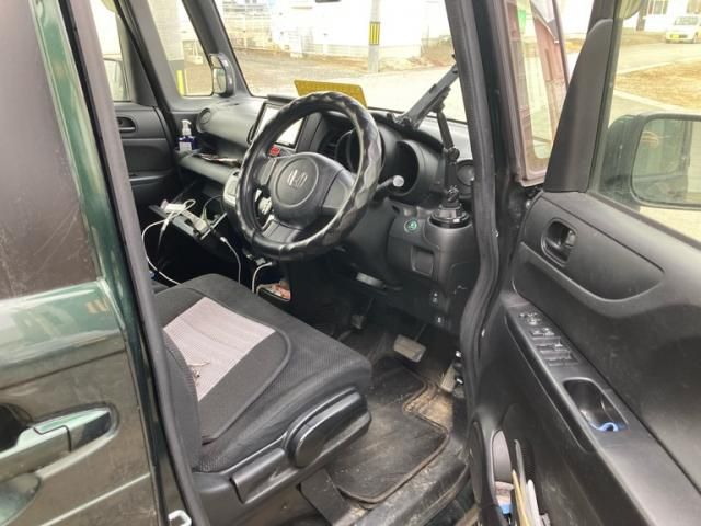 HONDA N_BOX 2017 Image 31