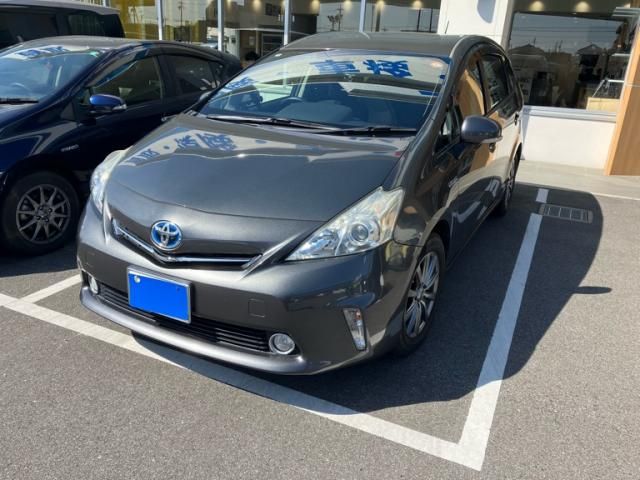 TOYOTA PRIUS ALPHA 2014 Image 31
