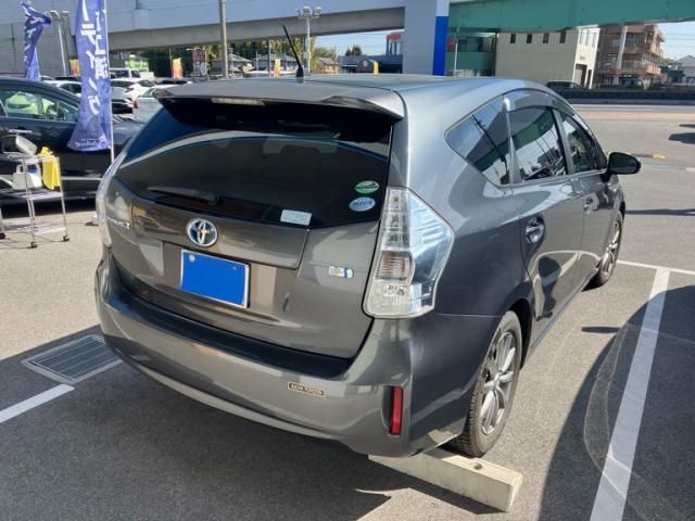 TOYOTA PRIUS ALPHA 2014 Image 31