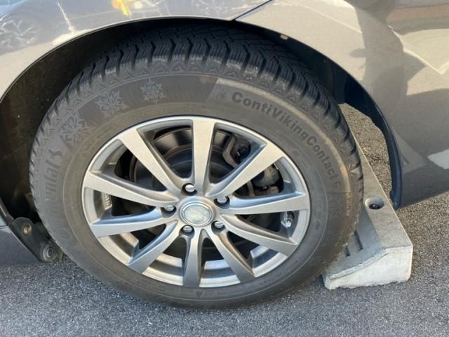 TOYOTA PRIUS ALPHA 2014 Image 31