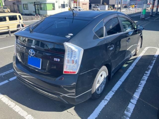 TOYOTA PRIUS 2011 Image 31