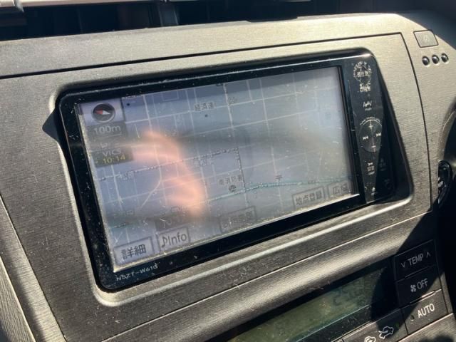 TOYOTA PRIUS 2011 Image 31