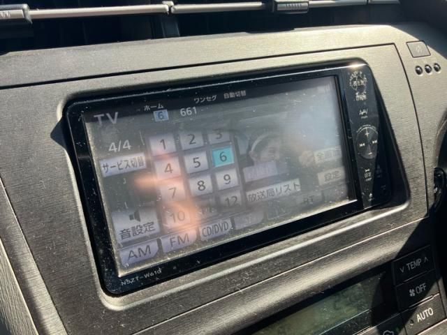 TOYOTA PRIUS 2011 Image 31