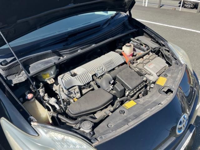 TOYOTA PRIUS 2011 Image 31