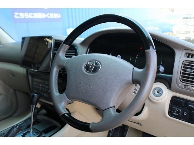 TOYOTA LANDCRUISER WAGON 2005 Image 31