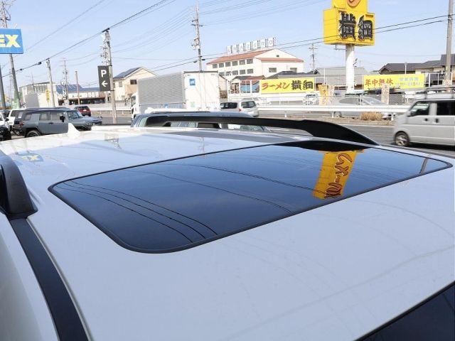 TOYOTA LANDCRUISER PRADO 2023 Image 31