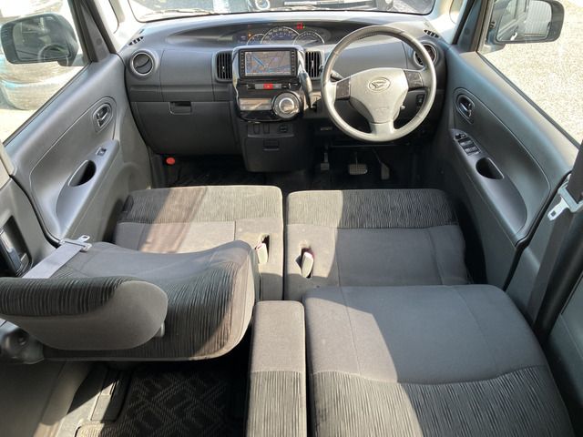 DAIHATSU TANTO CUSTOM 2012 Image 31