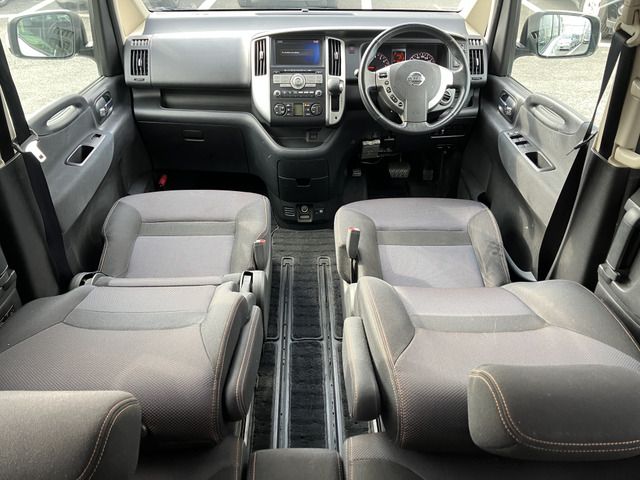 NISSAN SERENA  WG 2010 Image 31