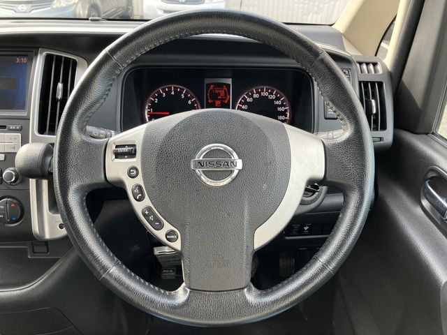 NISSAN SERENA  WG 2010 Image 31