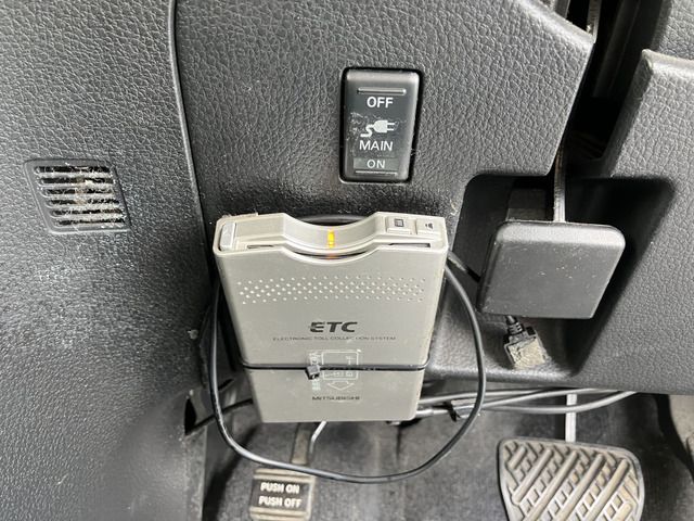 NISSAN SERENA  WG 2010 Image 31