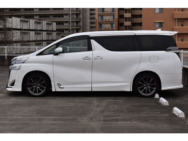 TOYOTA VELLFIRE 4WD 2018 Image 31