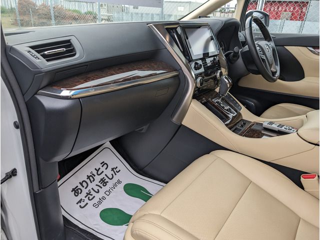 TOYOTA VELLFIRE 4WD 2018 Image 31