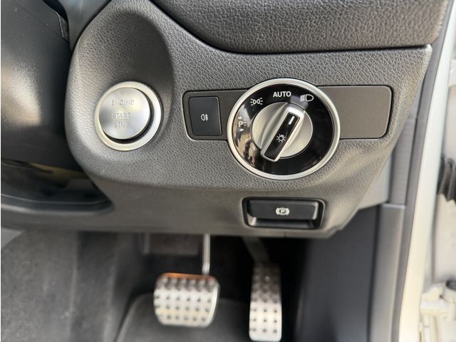 MERCEDES BENZ CLA CL 2016 Image 31