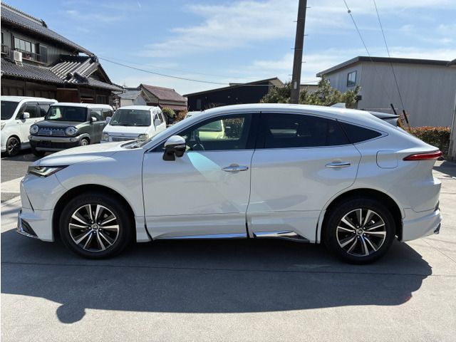 TOYOTA HARRIER 2WD 2021 Image 31