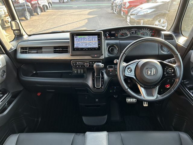 HONDA N BOX CUSTOM 2023 Image 31