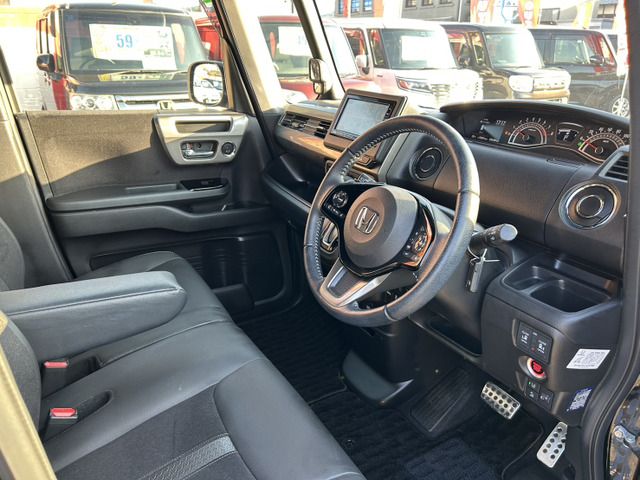 HONDA N BOX CUSTOM 2023 Image 31