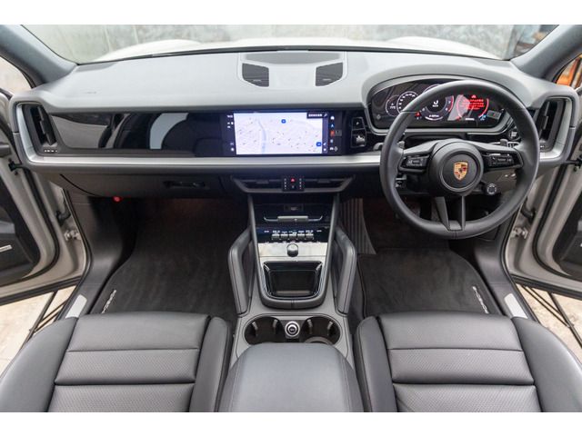 PORSCHE CAYENNE 2025 Image 31