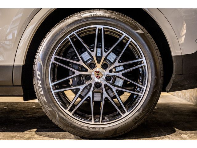 PORSCHE CAYENNE 2025 Image 31