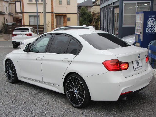 BMW 3SERIES SEDAN 2015 Image 31