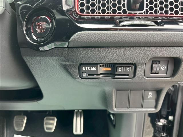 HONDA CIVIC HATCHBACK 2025 Image 31