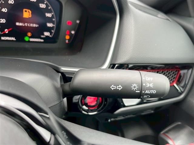 HONDA CIVIC HATCHBACK 2025 Image 31