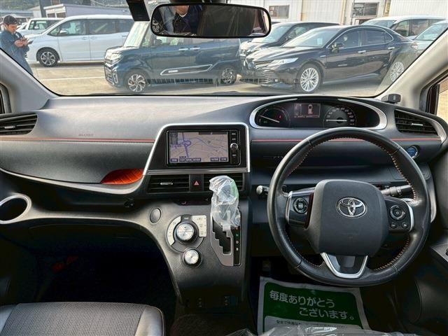 TOYOTA SIENTA HYBRID 2017 Image 31