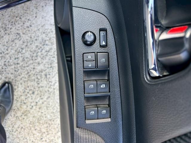 TOYOTA SIENTA HYBRID 2017 Image 31