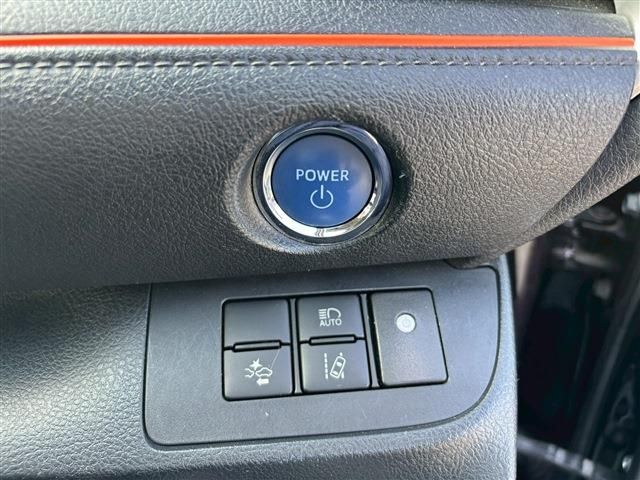 TOYOTA SIENTA HYBRID 2017 Image 31