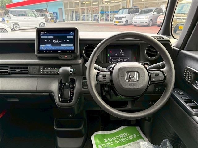 HONDA N BOX CUSTOM 2024 Image 31