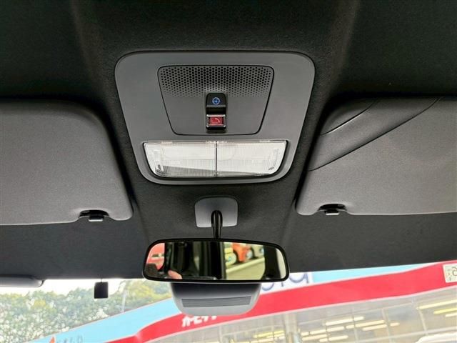 HONDA N BOX CUSTOM 2024 Image 31