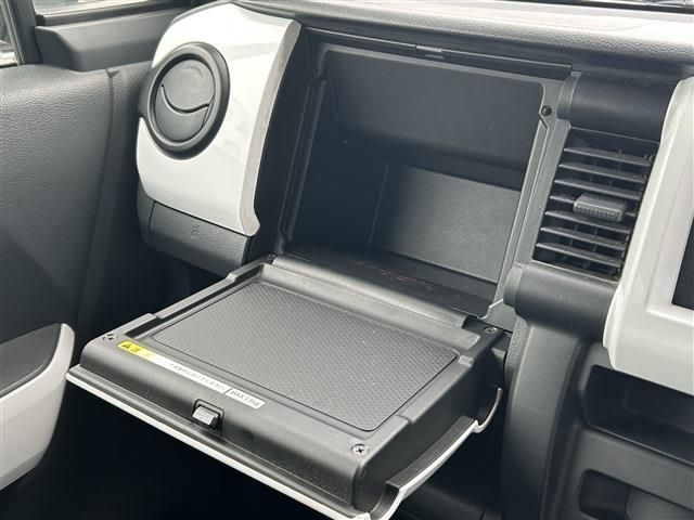 SUZUKI HUSTLER 4WD 2014 Image 31