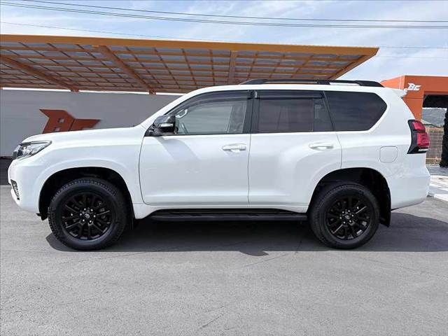 TOYOTA LANDCRUISER PRADO 2021 Image 31