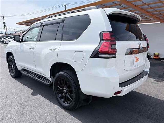 TOYOTA LANDCRUISER PRADO 2021 Image 31