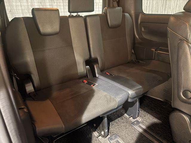 TOYOTA NOAH HYBRID 2017 Image 31