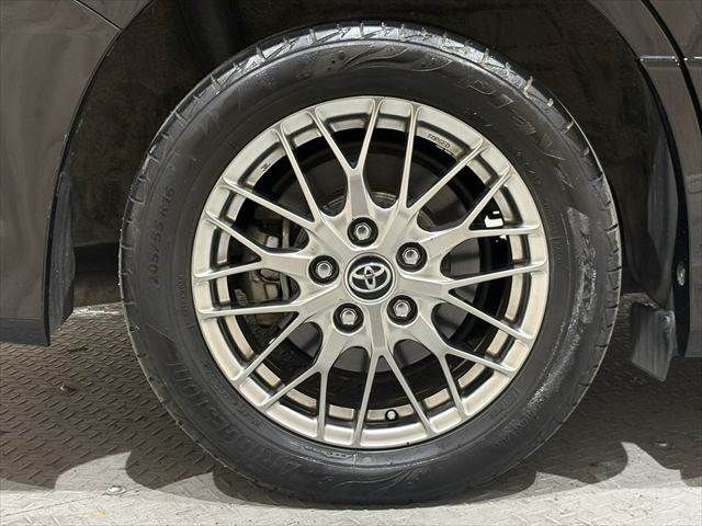 TOYOTA NOAH HYBRID 2017 Image 31