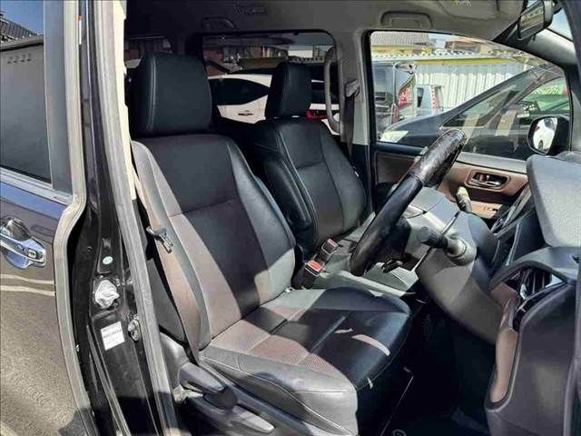 TOYOTA ESQUIRE HYBRID 2015 Image 31