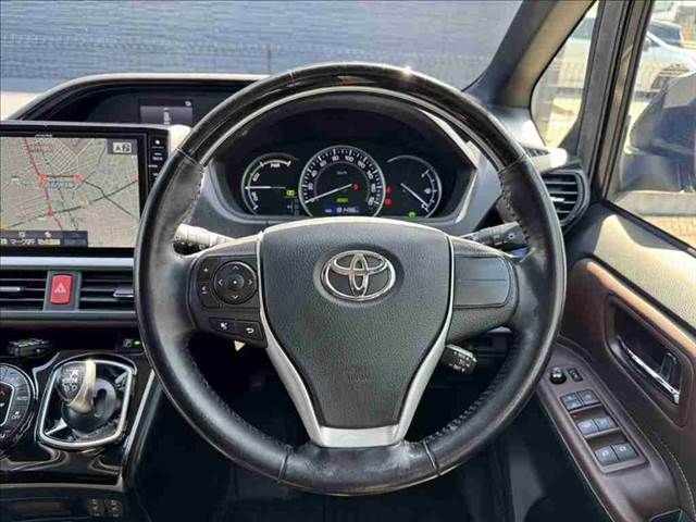 TOYOTA ESQUIRE HYBRID 2015 Image 31