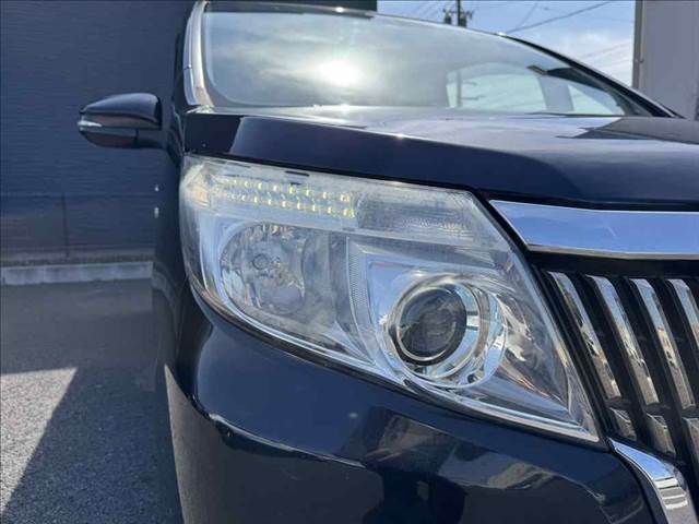 TOYOTA ESQUIRE HYBRID 2015 Image 31